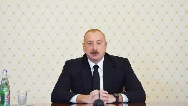 İlham Əliyev İsveçrənin yeni seçilmiş Prezidentini təbrik etdi