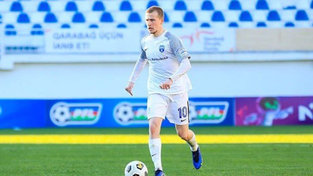 “Qarabağ” millimizin üzvünü transfer etdi