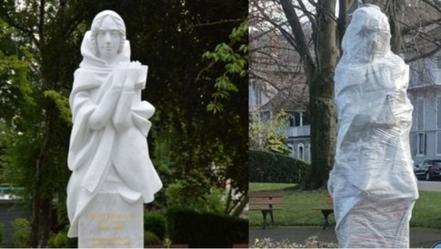 Fransada Natəvanın heykəlinə qırmızı boya atılıb