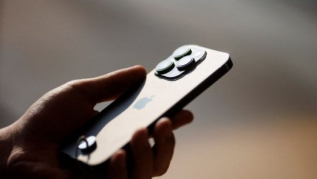 Rusiyada bu şəxslərə “iPhone”dan istifadə etmək QADAĞAN EDİLDİ