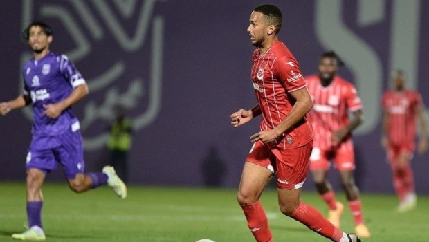 “Araz Naxçıvan” legioneri ilə vidalaşır