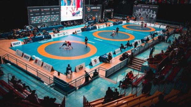 Üç güləşçimiz “Zaqreb Open”də mübarizəyə BAŞLAYIR 