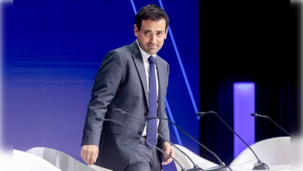 Makron Fransanı cinsi azlıqların ixtiyarına verir: Bu dəfə XİN rəhbəri…