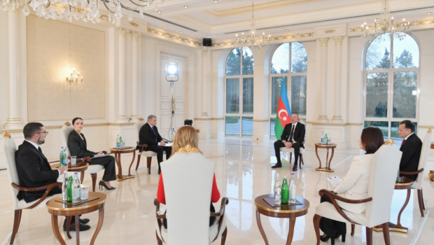 İlham Əliyevin yerli telekanallara müsahibəsi Ukrayna mətbuatında işıqlandırıldı - FOTO