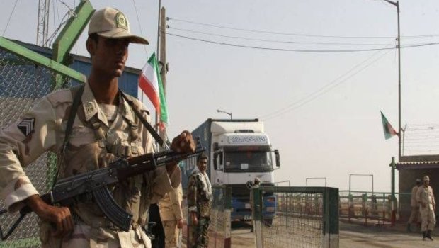 Pakistan İranla sərhədləri BAĞLADI