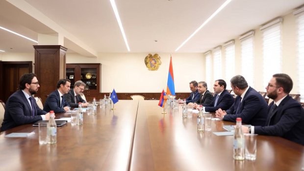 NATO baş katibinin xüsusi nümayəndəsi erməni nazirlə regional məsələləri MÜZAKİRƏ EDİB - FOTO