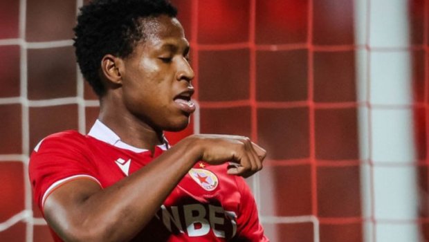 “Neftçi” Bolqasrıstandan daha bir futbolçu alır