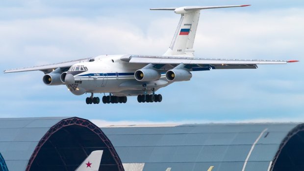 Rusiyada hərbi təyyarə qəzaya uğradı - VİDEO