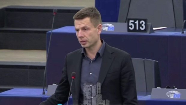 Ukraynadan AŞPA-nın sessiyasında Azərbaycana doğma dilimizdə DƏSTƏK - VİDEO