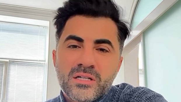 Zaur: 