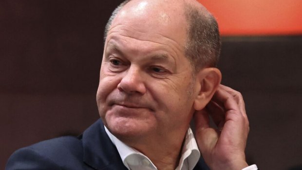 Kanslerdən Ukraynaya edilən yardımla bağlı açıqlama: “Bu yükü təkbaşına daşıya bilmərik”