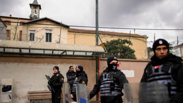 İstanbulda kilsəyə hücumla bağlı 47 nəfər TUTULDU