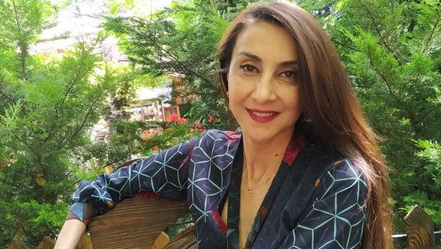 Əməkdar artist: “Xanımların əksəriyyəti arı vurmuş kimi görünür” – FOTO 