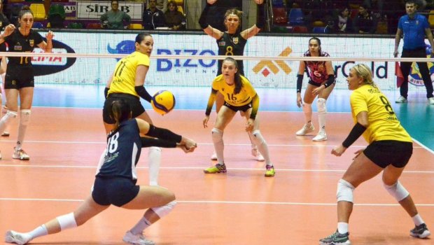 “Azərreyl” yenidən liderliyə yüksəldi - FOTO