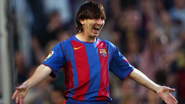 Messinin salfet üzərində imzaladığı ilk müqavilə hərraca çıxarıldı - FOTO