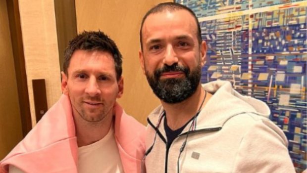 İş adamı Fərid Novruzi Messi ilə bir arada - FOTO