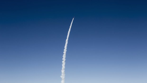 ABŞ və Britaniya Yəməni raket atəşinə TUTUB