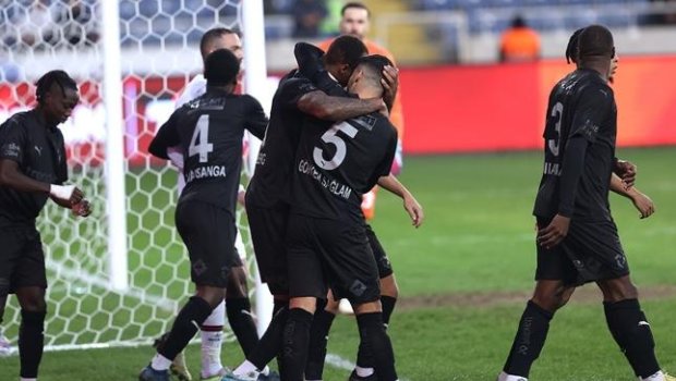 Renatın komandasından qələbə