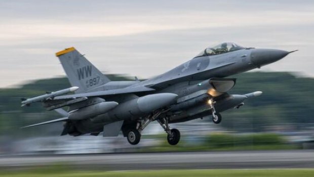 Niderland Ukraynaya əlavə 6 ədəd qırıcı GÖNDƏRƏCƏK