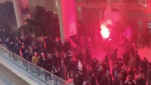 Fransada etirazlara nəqliyyat agentliyinin işçiləri də QOŞULDULAR - VİDEO