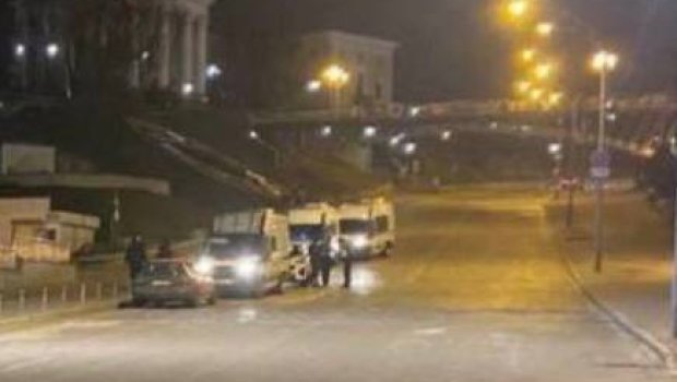 Kiyevin Müstəqillik Meydanına polislər CƏLB OLUNUB - VİDEO 