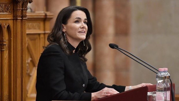 SON DƏQİQƏ: Macarıstan prezidenti istefa verib