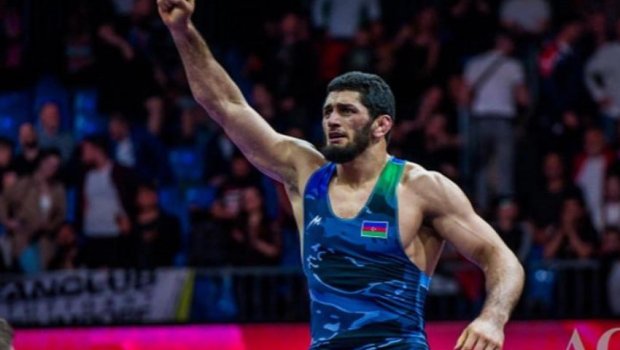 Daha bir güləşçimiz Avropa çempionatının FİNALINDA