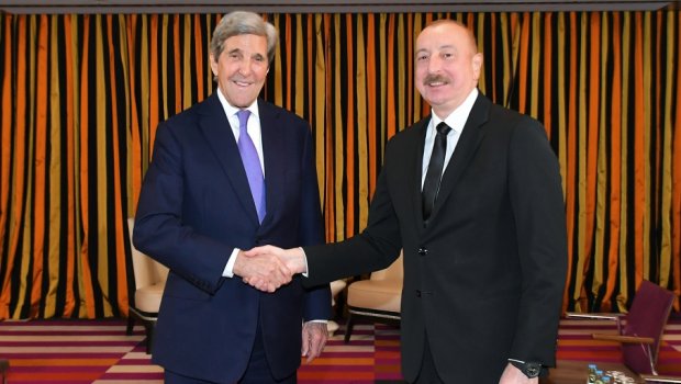 İlham Əliyev Münxendə ABŞ Prezidentinin xüsusi nümayəndəsi ilə görüşdü – FOTO/VİDEO