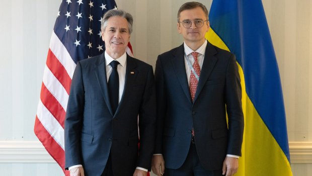 Blinken: “ABŞ Ukraynanın müdafiəsi və gələcəyinə dair vədinə sadiqdir” - FOTO