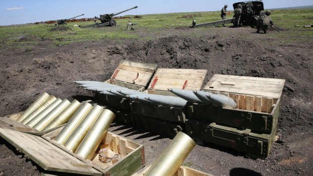 Çexiya Ukrayna üçün 800 min artilleriya mərmisi əldə edib