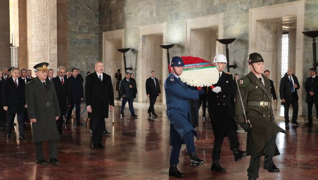 İlham Əliyev Atatürkün məqbərəsini ziyarət etdi - FOTO/VİDEO