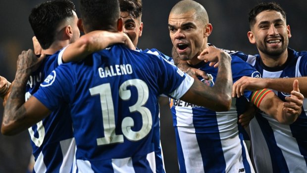 Çempionlar Liqası: “Portu” qalib gəldi, “Barselona” heç-heçə etdi