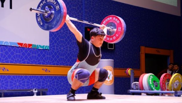 Ağırlıqqaldırma üzrə Azərbaycan birinciliyi başa çatdı - FOTO