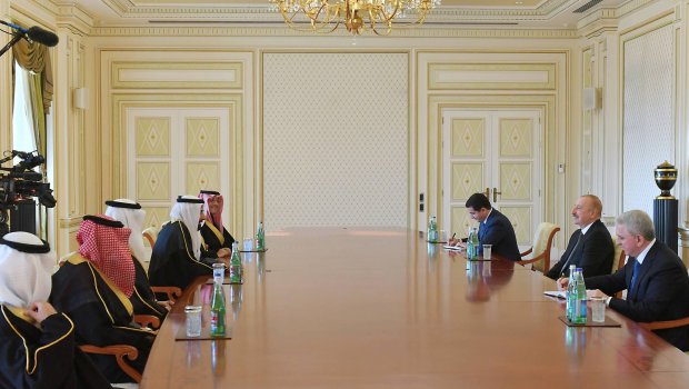 Prezident Səudiyyə Ərəbistanının Həcc və Ümrə nazirini QƏBUL ETDİ - FOTO