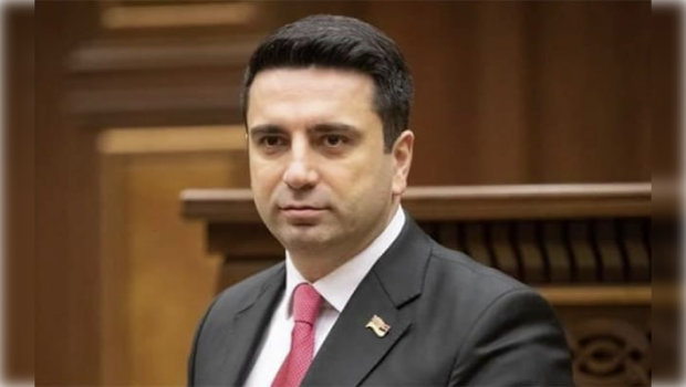 Simonyandan Zelenskinin İrəvana səfəri barədə AÇIQLAMA