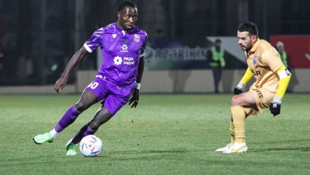 “Sumqayıt” legioneri ilə müqaviləni UZADIR