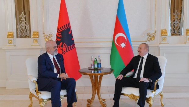 Prezident Albaniyanın Baş naziri ilə Ermənistanla əlaqələrin normallaşdırılmasını MÜZAKİRƏ EDİB