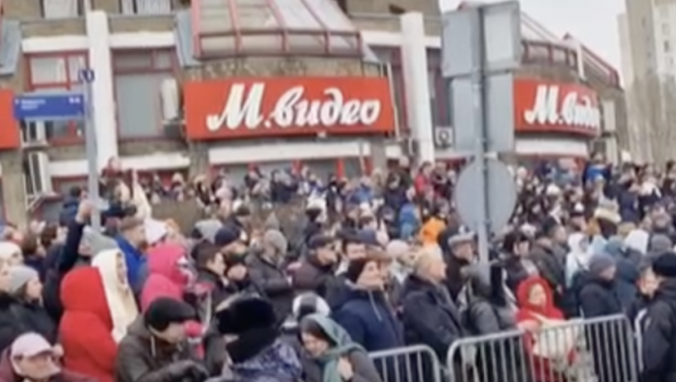 Moskvada ETİRAZLAR: “Putinsiz Rusiya!”, “Ukraynalılar yaxşı insanlardır”... - VİDEO 