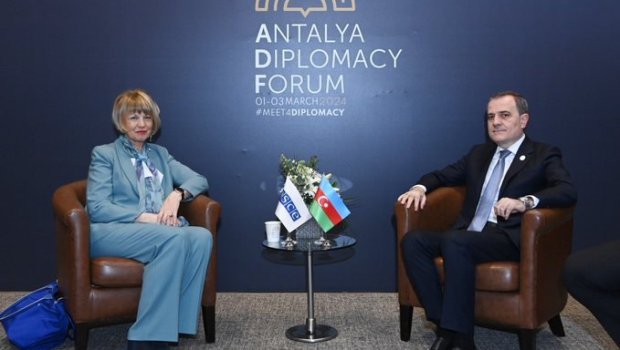 Ceyhun Bayramov ATƏT-in Baş katibi ilə GÖRÜŞDÜ