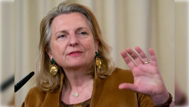 Avstriyanın keçmiş XİN rəhbəri Rusiyaya köçdü: “Bura azad ölkədir” - VİDEO