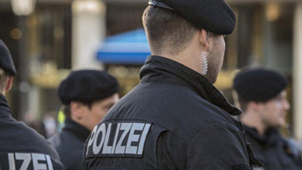 Almaniyada naməlum şəxs xəstəxanada insanları girov götürüb - VİDEO