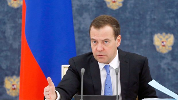 Medvedev: “Rusiyanın Fransa üçün artıq qırmızı xətləri yoxdur” - FOTO