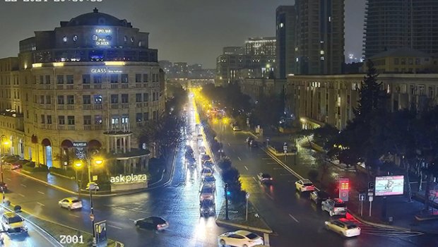 Futbola görə bağlanan yollar AÇILDI