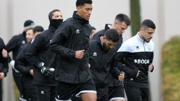 “Neftçi” “Kəpəz”lə oyuna itkilərlə çıxacaq