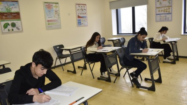 Laçın rayonunda işğaldan sonra ilk buraxılış imtahanı keçirilib - FOTO