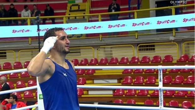 Daha bir boksçumuz erməni rəqibini MƏĞLUB ETDİ - VİDEO