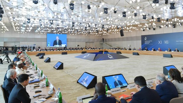 XI Qlobal Bakı Forumu panel iclasları ilə DAVAM EDİR