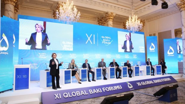 Qlobal Bakı Forumunda müharibə və sülh mövzusunda müzakirələr aparılıb - FOTO