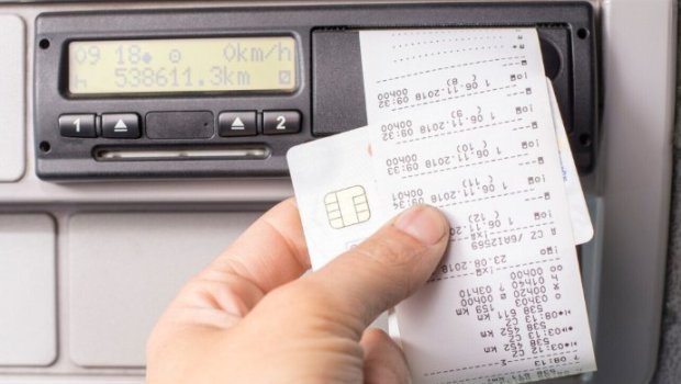 Taxoqrafdan istifadə üzrə xüsusi proqram təsdiq edilib - CƏDVƏL