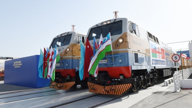 “Bakı-Tbilisi-Qars dəmir yolunun fəaliyyəti bir çox ölkələr üçün cəlbedici olacaq” - Azərbaycan lideri